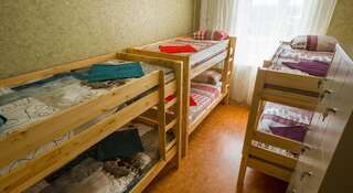 Гостиница Hostel T Тольятти Кровать в общем 6-местном номере для женщин-2
